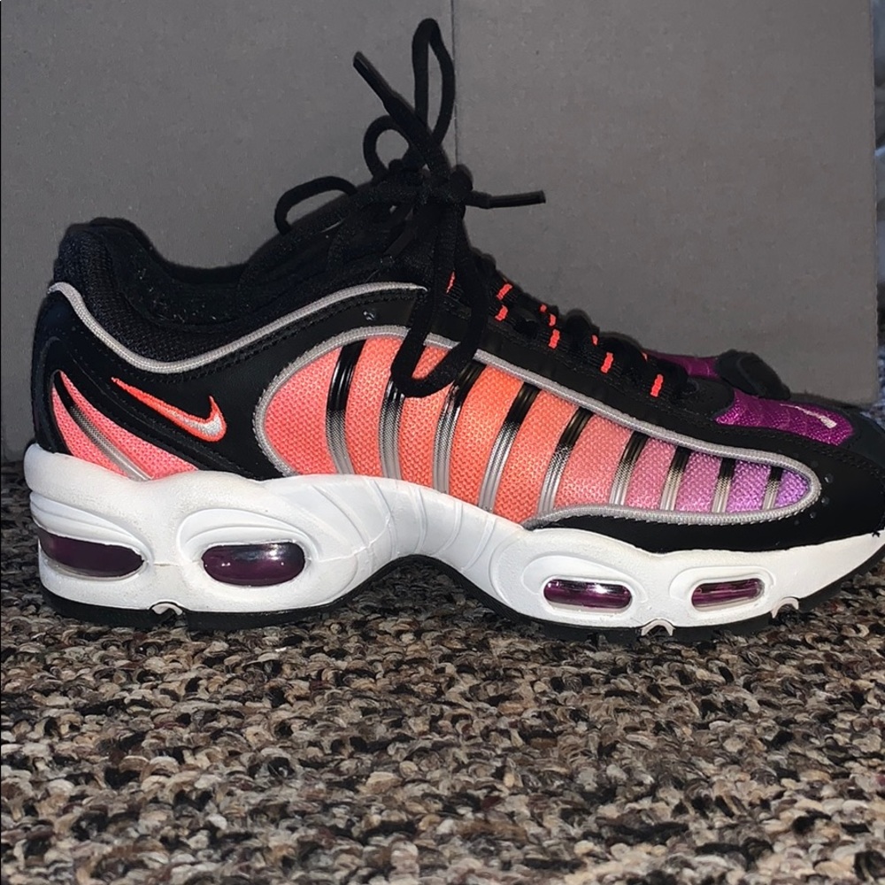 Nike air max’s size 5